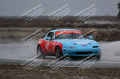 media/Nov-15-2025-CalClub SCCA (Sat) [[7bfa5a7151]]/Race/Group 4/